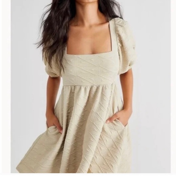 NWOT Free People Puff Sleeve Pocketed Mini Dress with Pockets - Picture 1 of 6